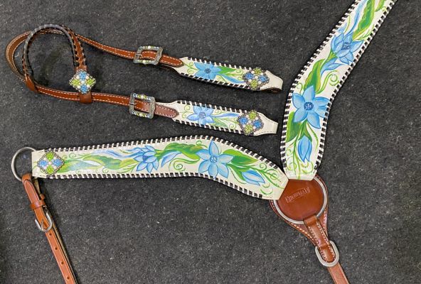 Showman One Ear Headstall and Breast Collar Set with Painted Blue Flower #3