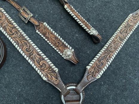 Showman Two-Tone Tooled Single Ear Headstall and Breast Collar Set with rawhide lacing #3
