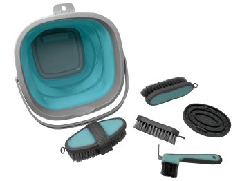 5 Piece grooming kit with collapsible bucket #4