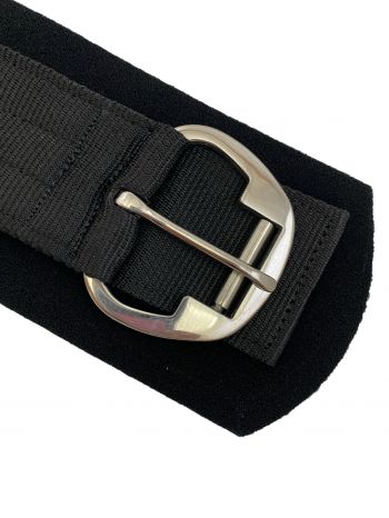 Showman Roper Style Neoprene Sticky girth with flat SS Hardware and roller buckle #3